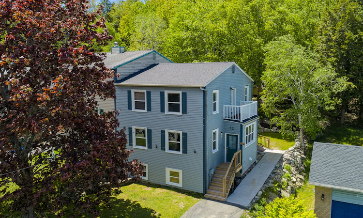 32 Millrun Crescent