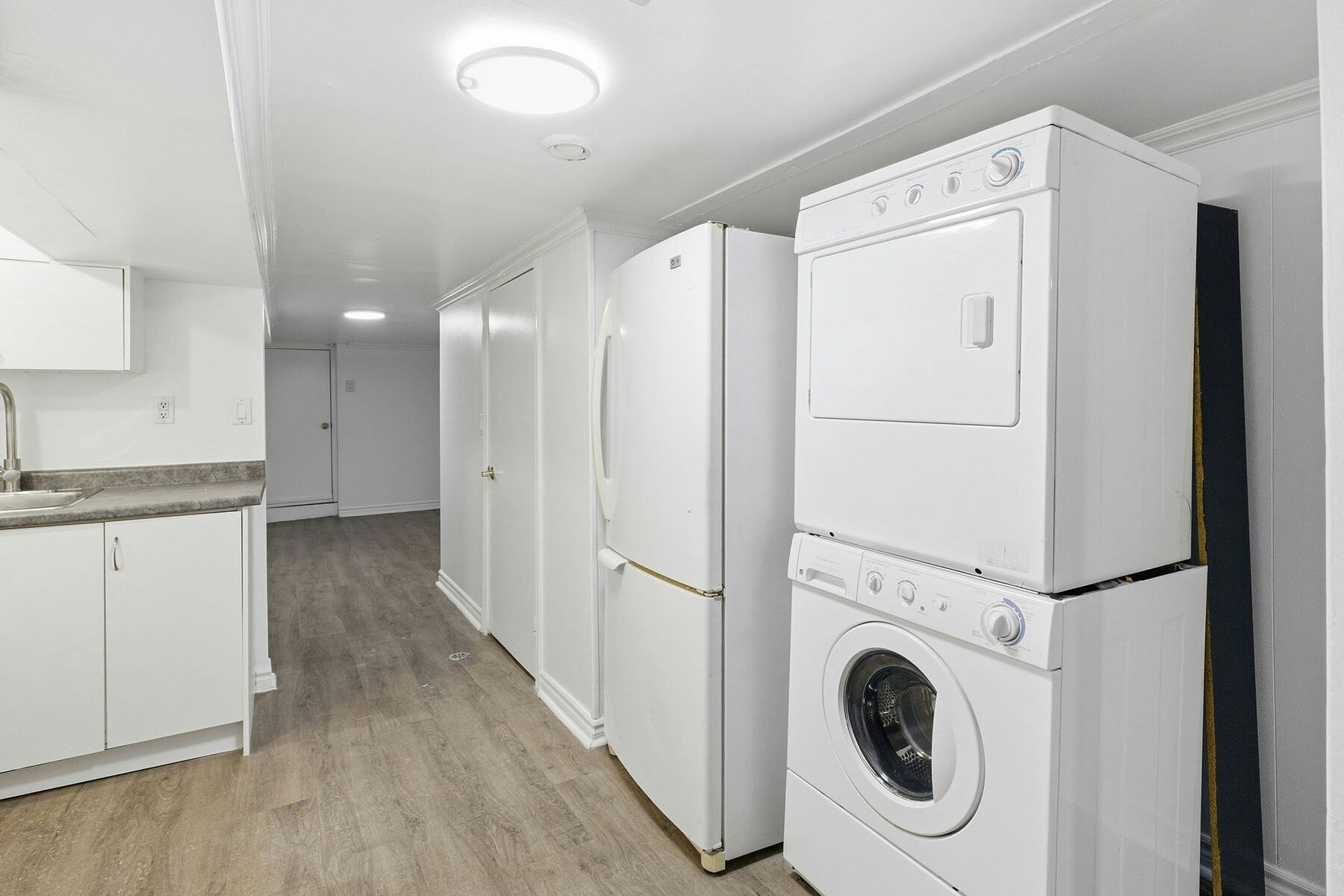 Bsmt-284 Euclid Avenue, Toronto, ON, M6J 2K2 - 6