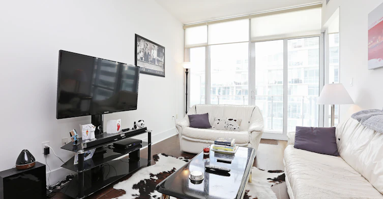 811-29 Queens Quay E, Toronto, ON, M5E 0A4 - 8