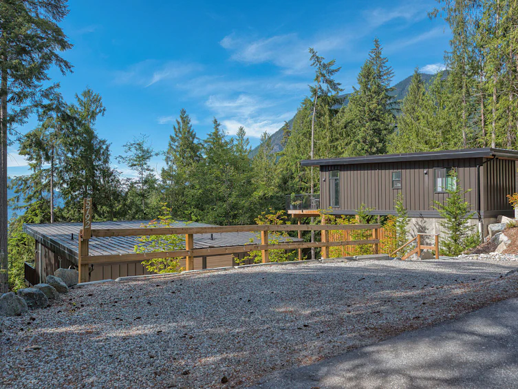 5792 Tillicum Bay Road, Sechelt, BC, V7Z 0C7 - 32
