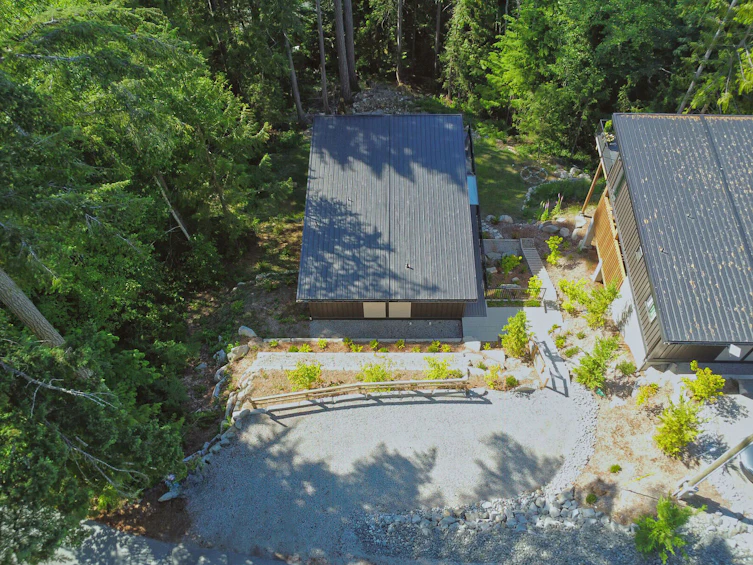5792 Tillicum Bay Road, Sechelt, BC, V7Z 0C7 - 2