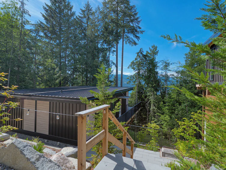 5792 Tillicum Bay Road, Sechelt, BC, V7Z 0C7 - 5