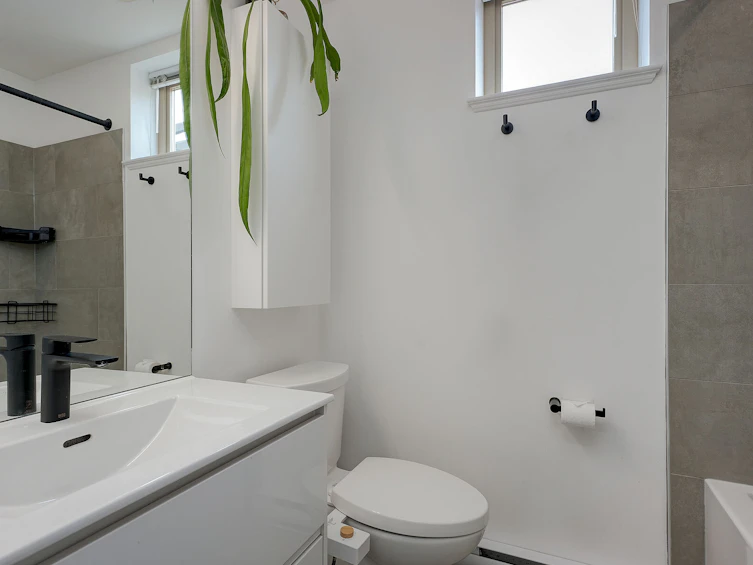 11-532 1/2 Fisgard Street, Victoria, BC, V8W 1R4 - 10