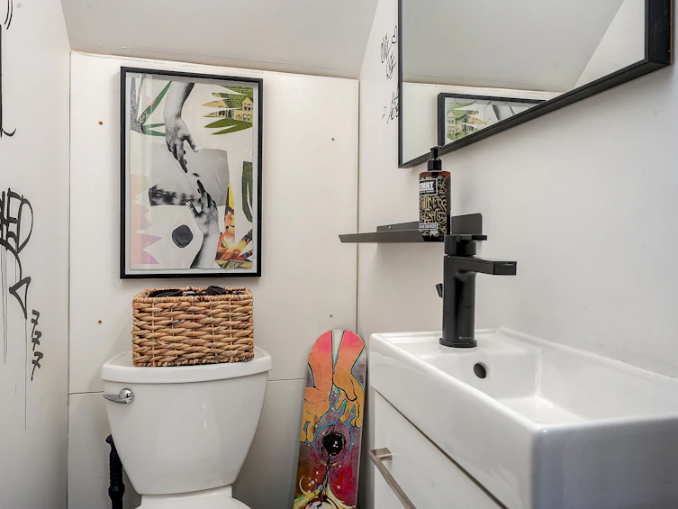 11-532 1/2 Fisgard Street, Victoria, BC, V8W 1R4 - 22