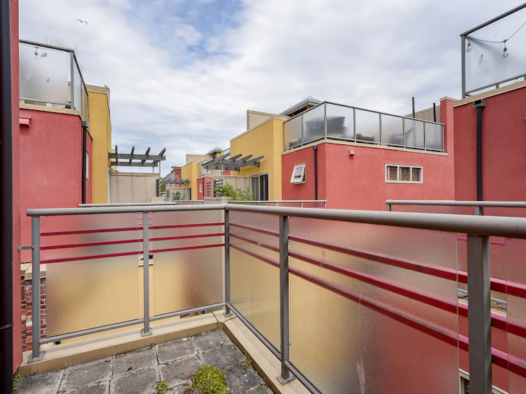 11-532 1/2 Fisgard Street, Victoria, BC, V8W 1R4 - 14