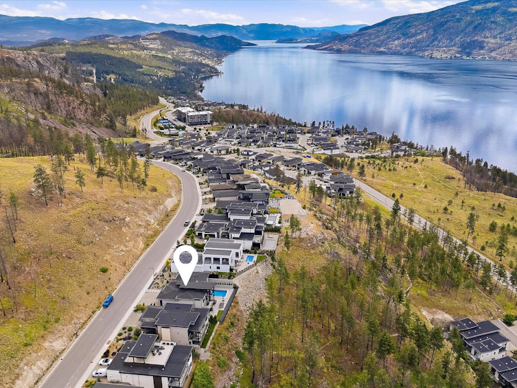 10038 Beacon Hill Drive, Lake Country, BC, V4V 0A9 - 55