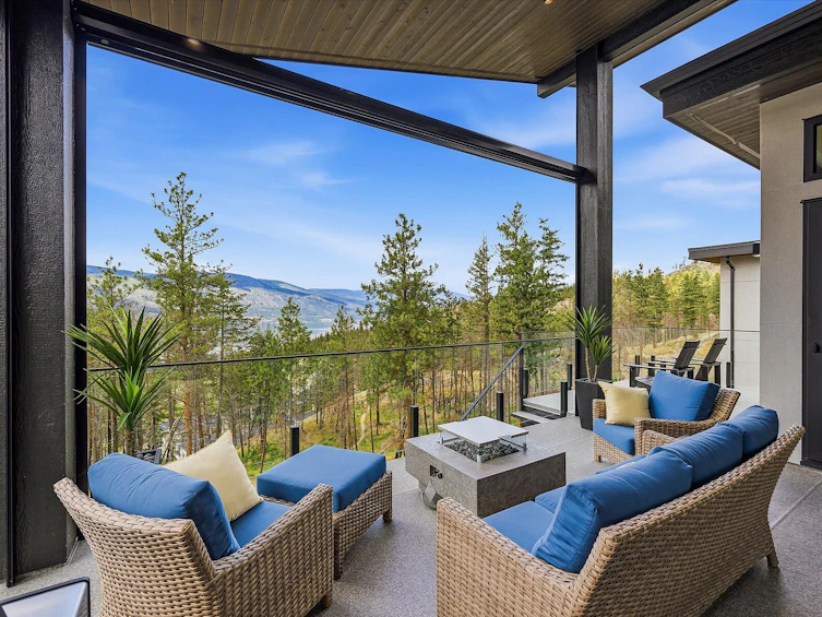 10038 Beacon Hill Drive, Lake Country, BC, V4V 0A9 - 11