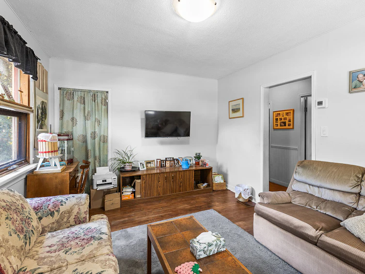 4204 29th Street, Vernon, BC, V1T 5B5 - 2