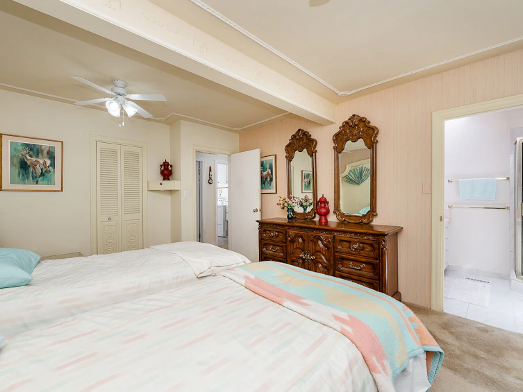 1110 Handsworth Road, North Vancouver, BC, V7R 2A8 - 13