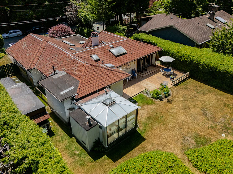1110 Handsworth Road, North Vancouver, BC, V7R 2A8 - 48