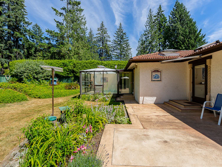 1110 Handsworth Road, North Vancouver, BC, V7R 2A8 - 23