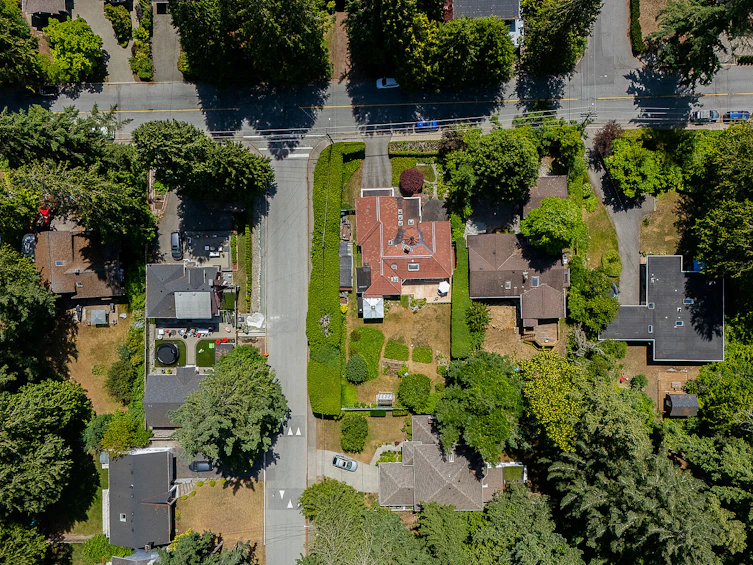 1110 Handsworth Road, North Vancouver, BC, V7R 2A8 - 39