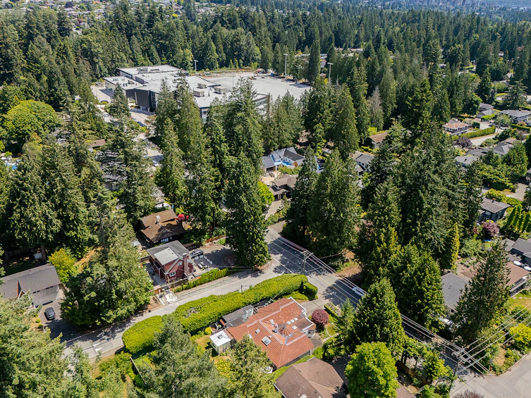 1110 Handsworth Road, North Vancouver, BC, V7R 2A8 - 42