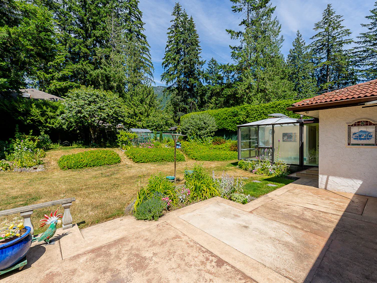 1110 Handsworth Road, North Vancouver, BC, V7R 2A8 - 21