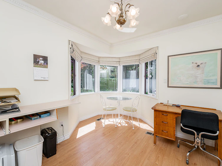 1110 Handsworth Road, North Vancouver, BC, V7R 2A8 - 20