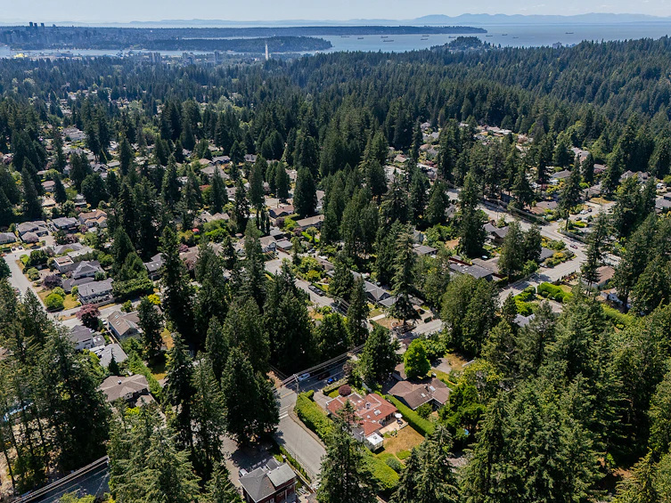 1110 Handsworth Road, North Vancouver, BC, V7R 2A8 - 40