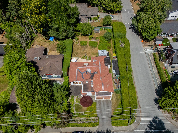 1110 Handsworth Road, North Vancouver, BC, V7R 2A8 - 33