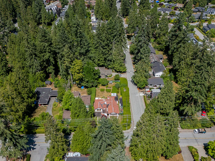 1110 Handsworth Road, North Vancouver, BC, V7R 2A8 - 30