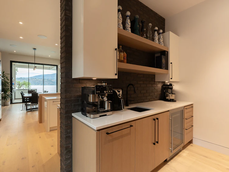 2764 Abbott Street, Kelowna, BC, V1Y 1G4 - 19