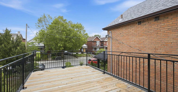 Upper-676 Beresford Avenue, Toronto, ON, M6S 3C5 - 17