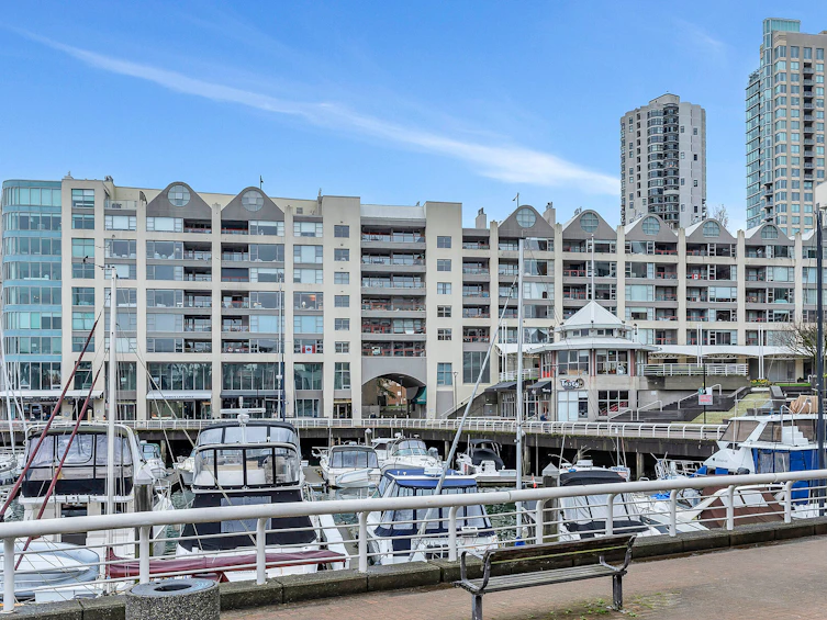 502-1012 Beach Avenue, Vancouver, BC, V6E 1T7