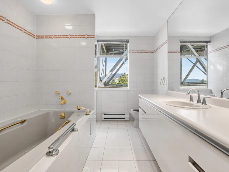 502-1012 Beach Avenue, Vancouver, BC, V6E 1T7 - 22