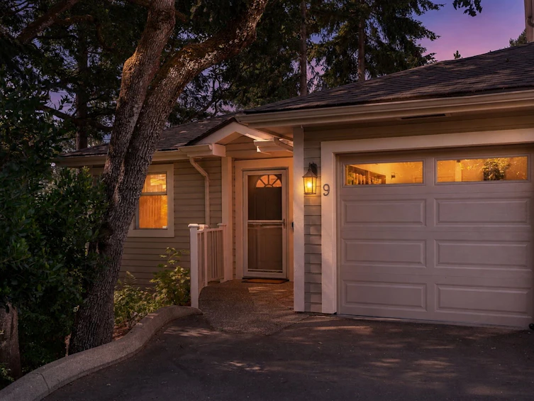 9-850 Parklands Drive, Esquimalt, BC, V9A 7L9 - 24