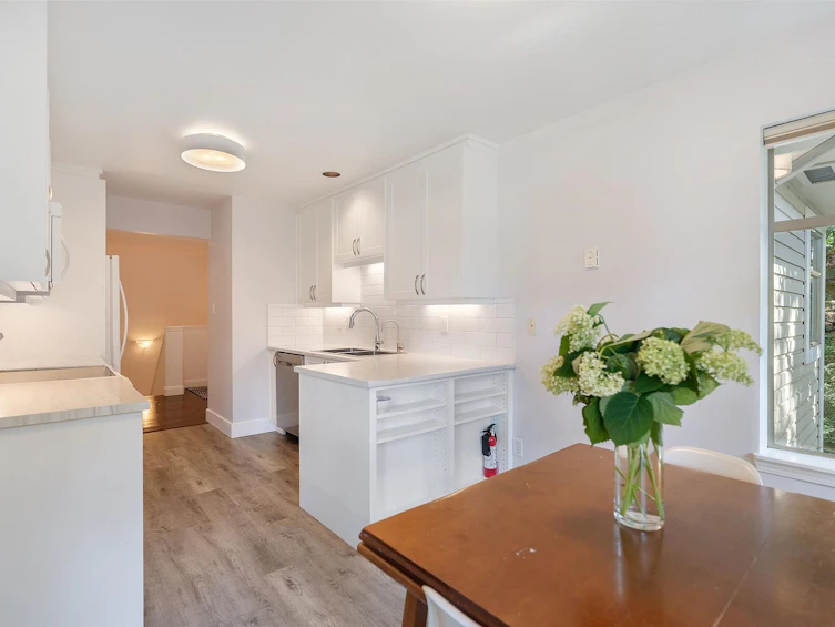 9-850 Parklands Drive, Esquimalt, BC, V9A 7L9 - 6