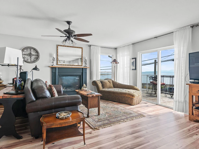 4664 Sunshine Coast Highway, Sechelt, BC, V7Z 0E5 - 18