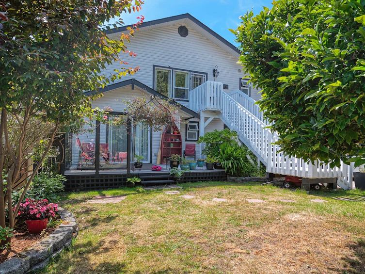 4664 Sunshine Coast Highway, Sechelt, BC, V7Z 0E5 - 2