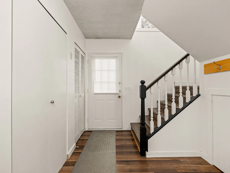 104-1050 Springfield Road, Kelowna, BC, V1Y 8J7 - 5