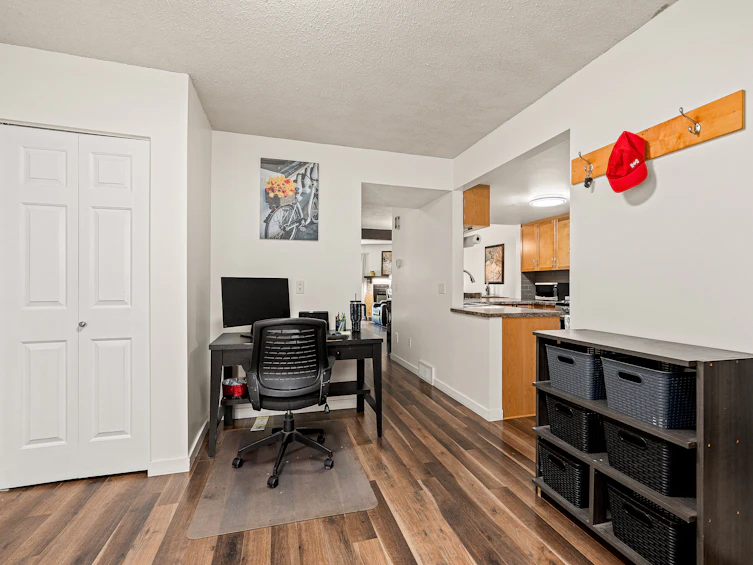 104-1050 Springfield Road, Kelowna, BC, V1Y 8J7 - 21