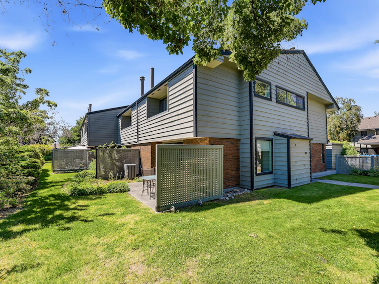 104-1050 Springfield Road, Kelowna, BC, V1Y 8J7 - 38