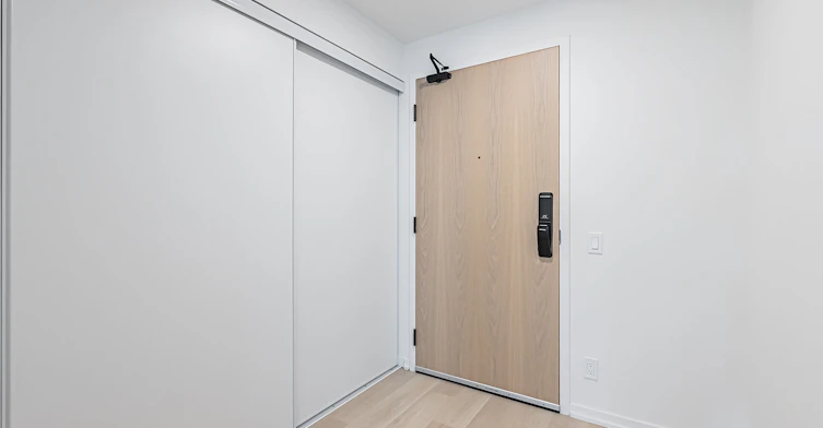 303-109 Erskine Avenue, Toronto, ON, M4P 0G8 - 18