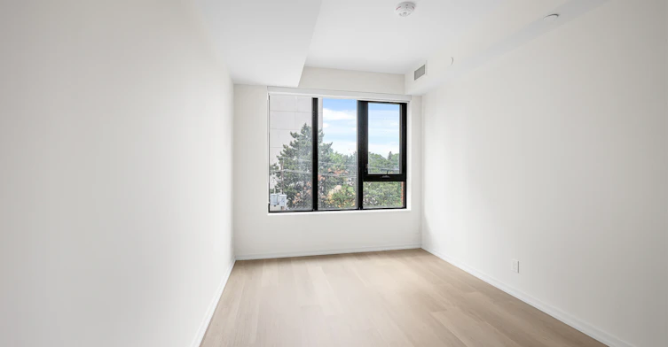303-109 Erskine Avenue, Toronto, ON, M4P 0G8 - 11
