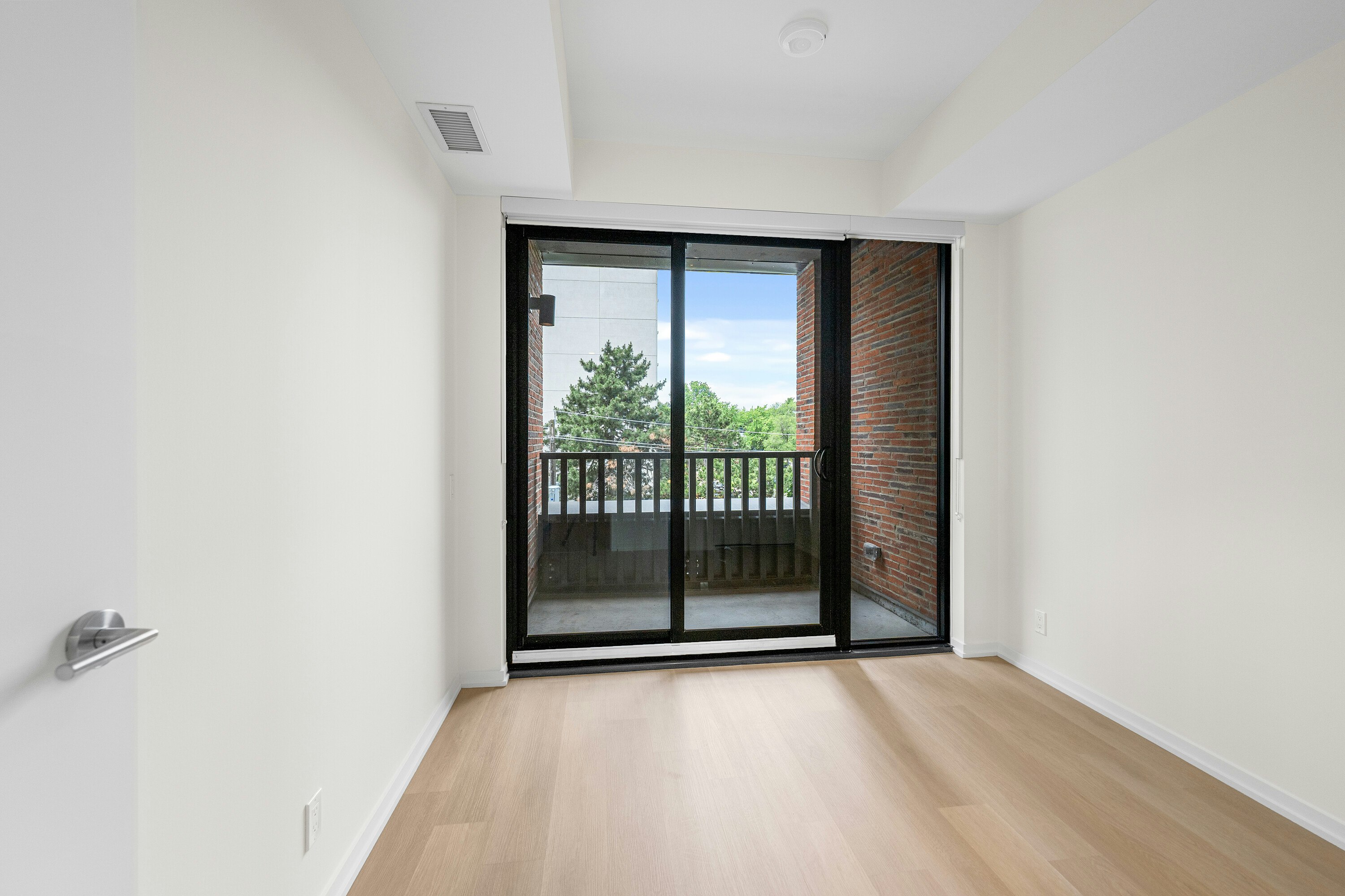 303-109 Erskine Avenue, Toronto, ON, M4P 0G8 - 13