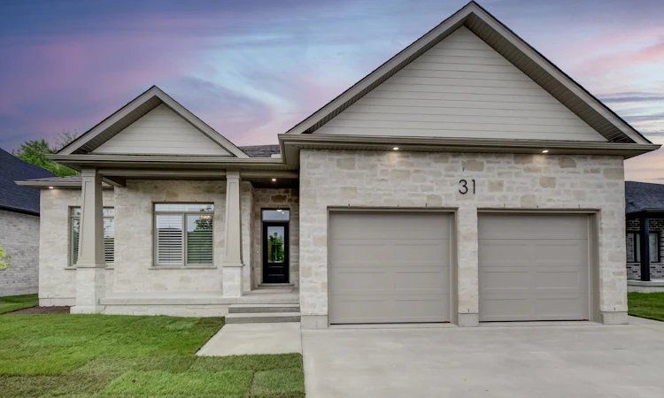 31 Gilmer Crescent