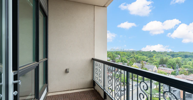 1118-1 Old Mill Drive, Toronto, ON, M6S 0A1 - 36