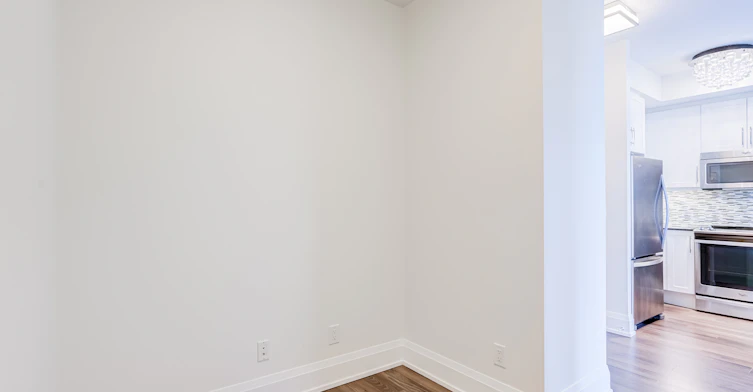 1118-1 Old Mill Drive, Toronto, ON, M6S 0A1 - 34