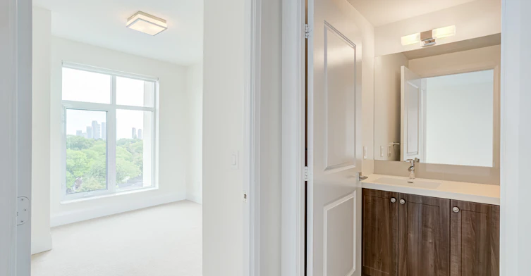 1118-1 Old Mill Drive, Toronto, ON, M6S 0A1 - 29