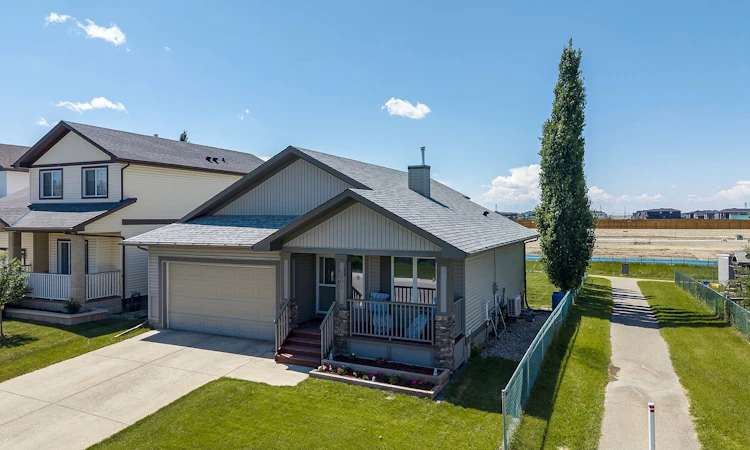 203 Bishop Mews NW