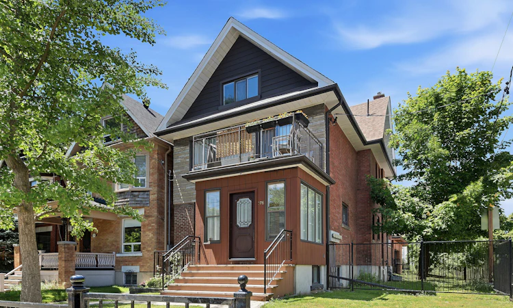376 Sunnyside Avenue