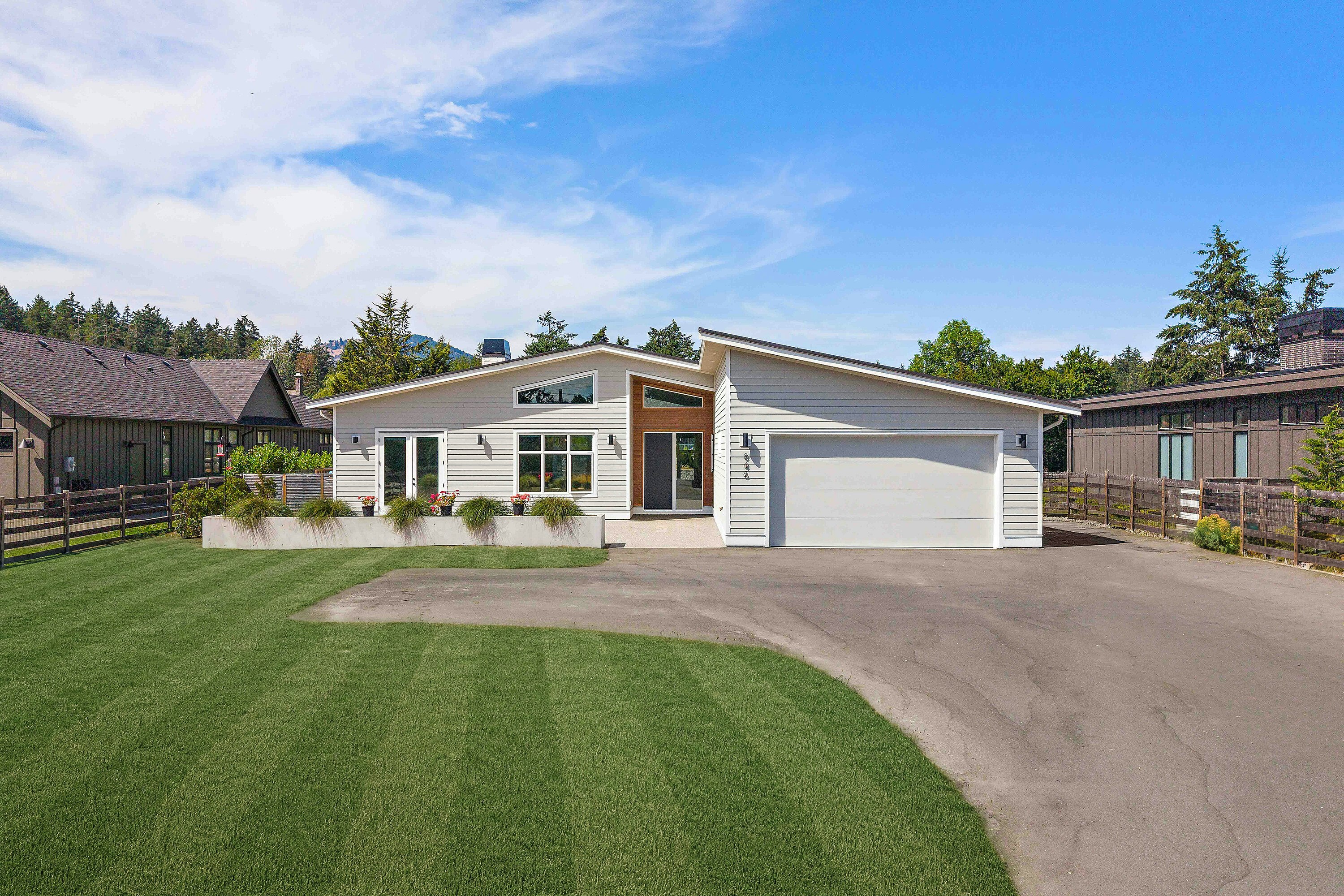 846 Birch Road, North Saanich, BC, V8L 5R9