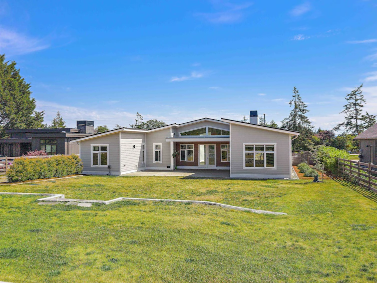 846 Birch Road, North Saanich, BC, V8L 5R9 - 46
