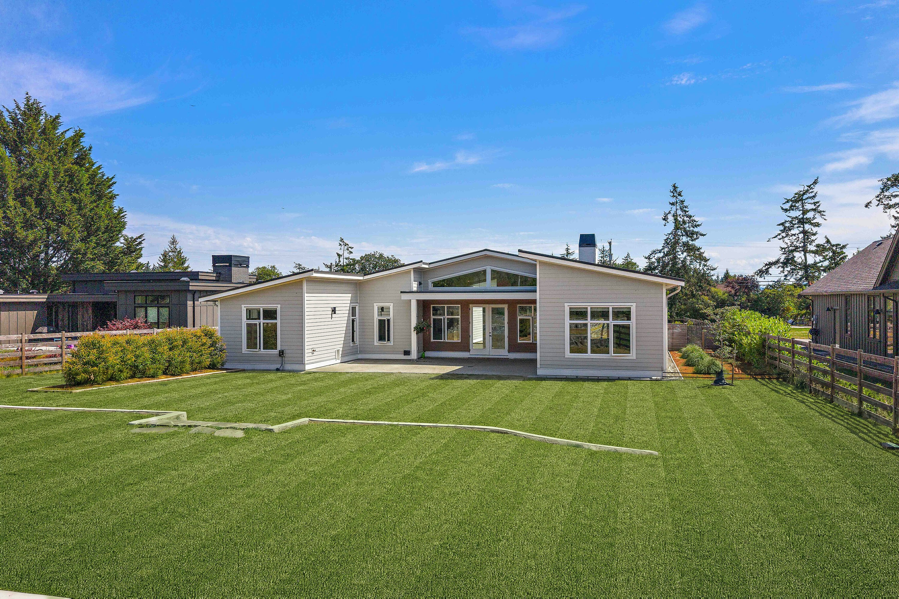 846 Birch Road, North Saanich, BC, V8L 5R9 - 47