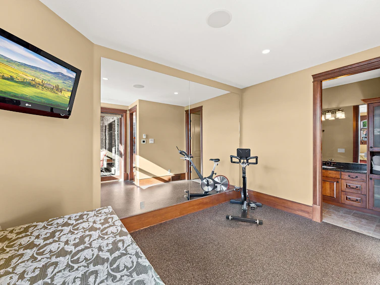 2449 Selkirk Drive, Kelowna, BC, V1V 2R7 - 58