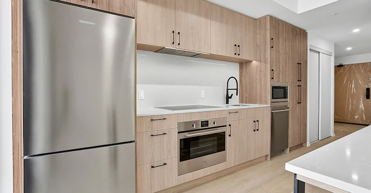 1110-109 Erskine Avenue, Toronto, ON, M4P 1Y5 - 15