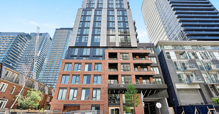 1110-109 Erskine Avenue, Toronto, ON, M4P 1Y5
