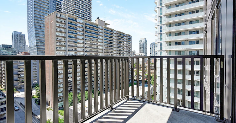 1110-109 Erskine Avenue, Toronto, ON, M4P 1Y5 - 24