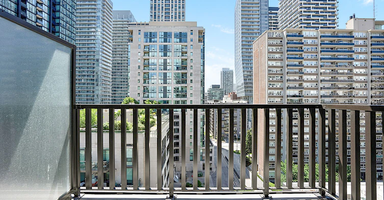 1110-109 Erskine Avenue, Toronto, ON, M4P 1Y5 - 23